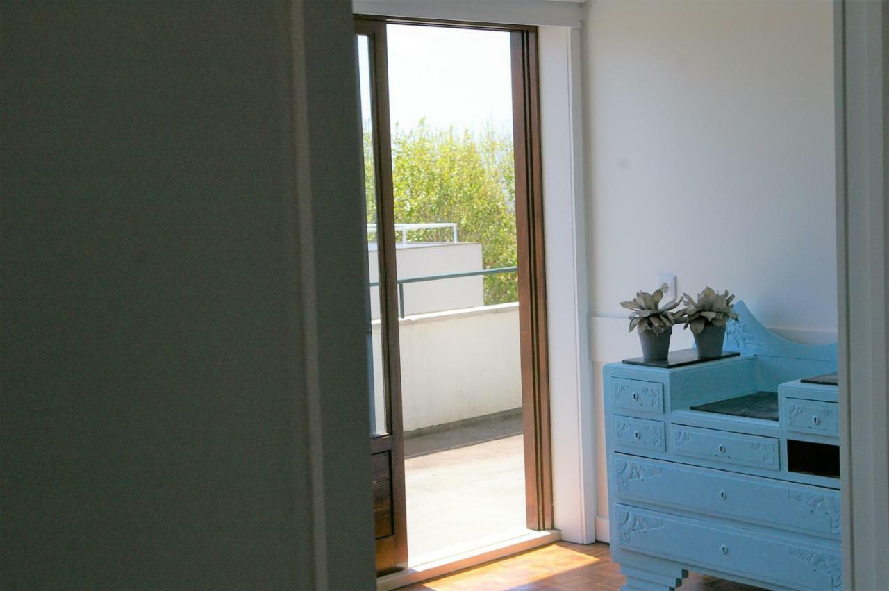 Blue Apartment Parede Beach House Exterior photo