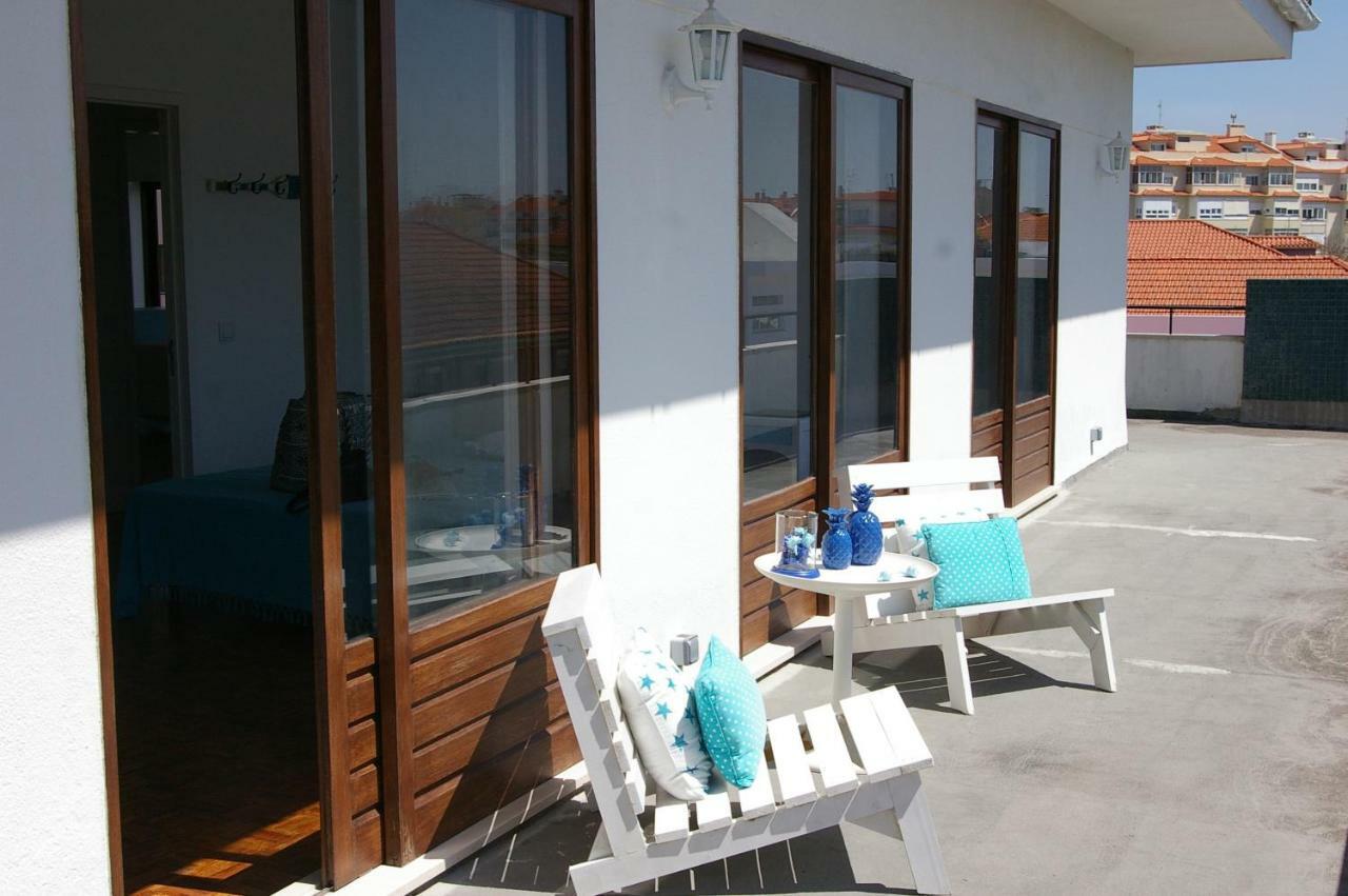 Blue Apartment Parede Beach House Exterior photo